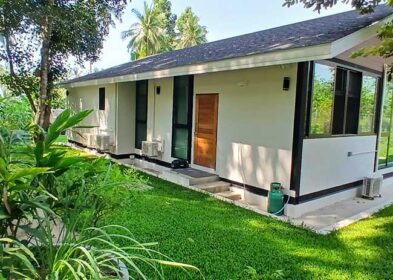 Modern 2-bedroom villa with expansive garden and private fishpond in Thong Krut, Koh Samui.